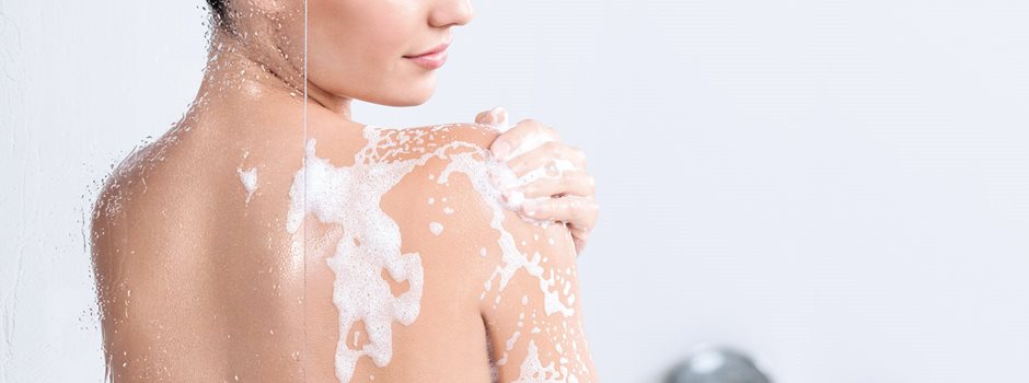 Čiščenje kože z Eucerin AtopiControl